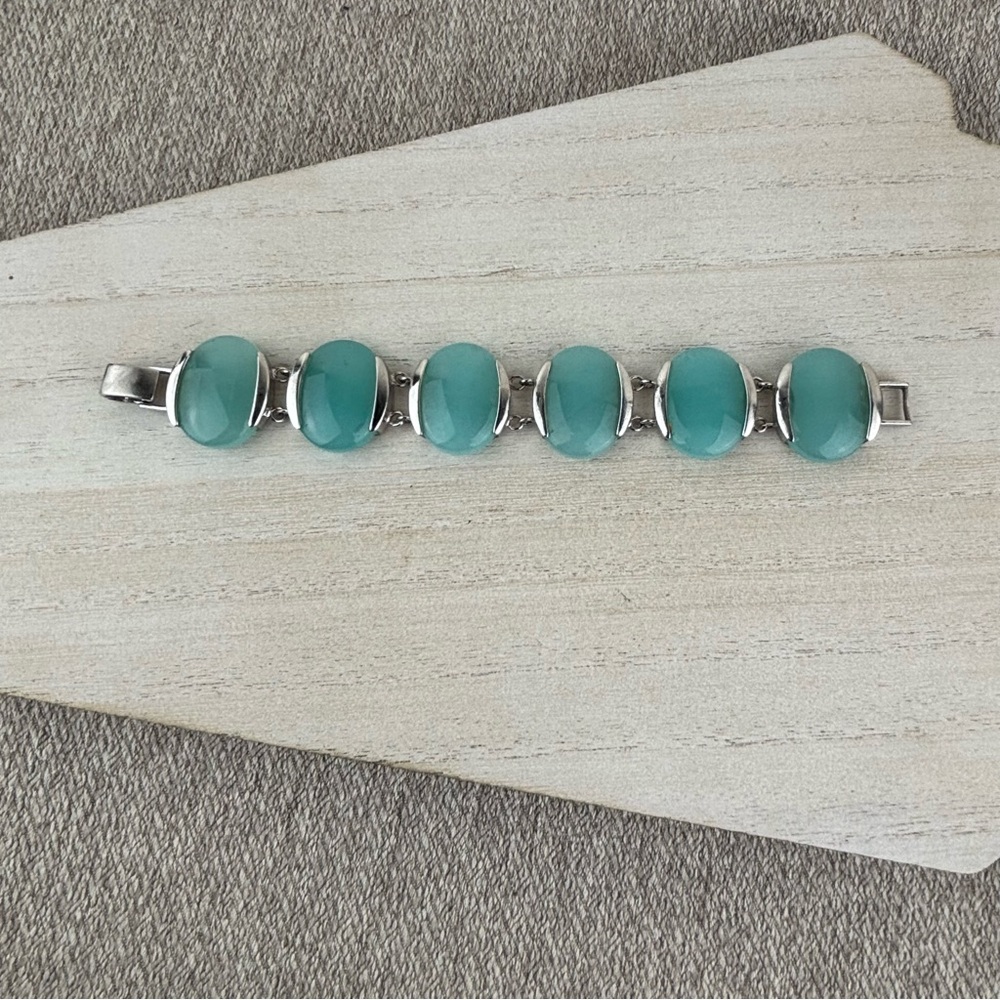 Sterling Silver Oval Blue Quartz Link Bracelet